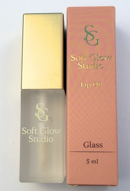 Soft Glow Studio Lip Oil – Glass