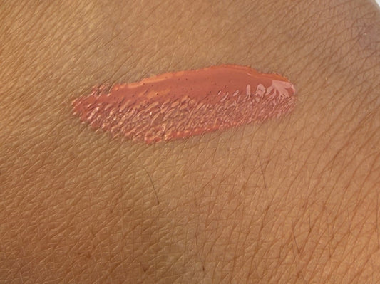 Soft Glow Studio Lip Oil – Petal